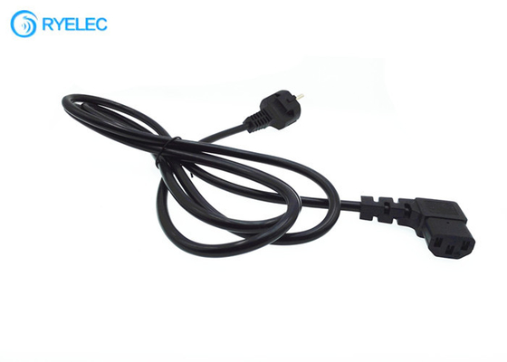 El IEC 60320 C13 de Schuko del europeo del cable eléctrico dejó el cable del ángulo 3*1.0mm2 proveedor