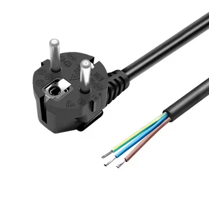 Buen vendedor EU Cordón de alimentación 3G 18 Awg 1.5M Cabeza única Cuello de alambre desnudo Cuello de estaño pelado Para electrodomésticos o herramientas eléctricas