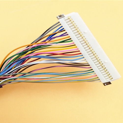 Enchufe llevado del Pin de  30 de la asamblea de cable del arco iris LVDS del convertidor del Lcd 40 a Pin DF13-40DP