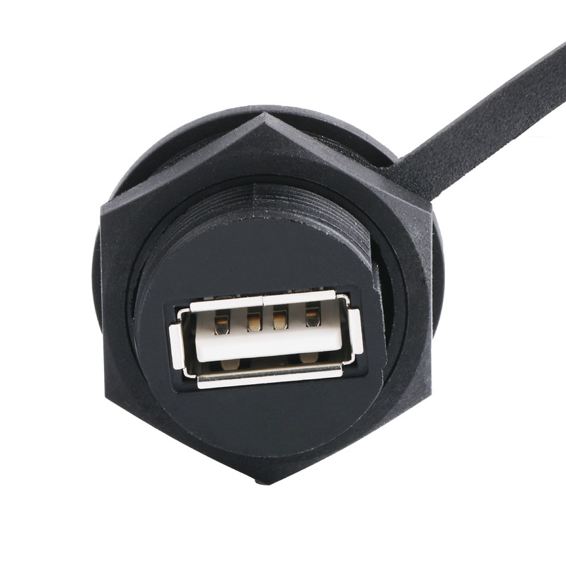 El USB 2,0 un conector hembra con el escudo y el casquillo a USB 2,0 un usb telegrafía hecho a medida