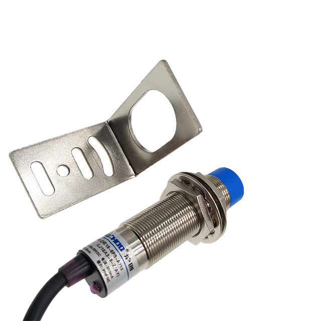 Interruptor de la distancia de LJC18A3-8-Z/AY PNP NC 3 Pin Capacitor Wiring Proximity Sensor 8m m